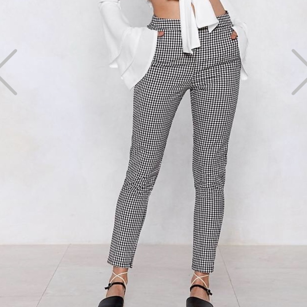 NWOT checkered pants from nasty gal